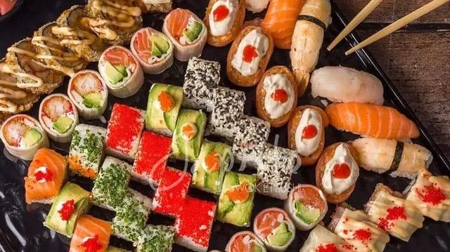 Japato Sushi & Wok - Maarif