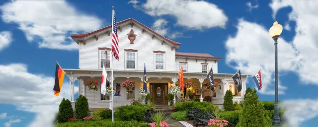 Beds on Clouds - Catskill Lodging
