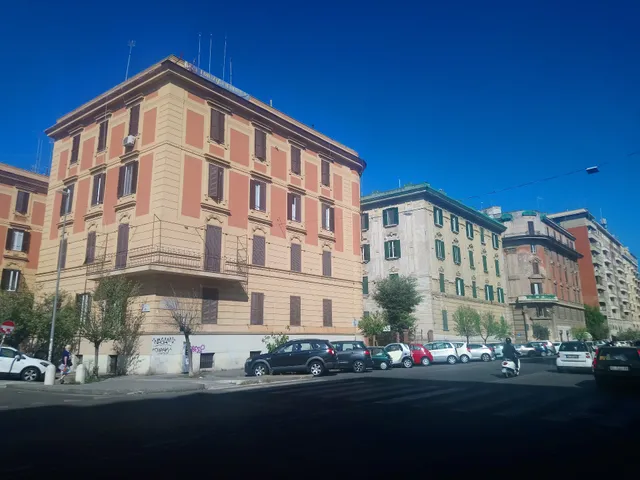 Guest House-Mr Charlie Brown