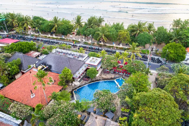 Kuta Seaview Beach Resort