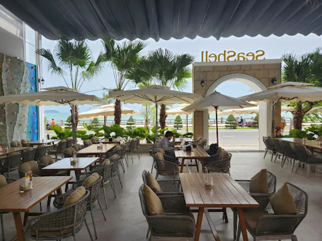 SEASHELL CAFE & RESTAURANT NHA TRANG