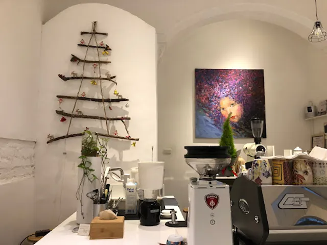 L2 by LOI'S Specialty Coffee