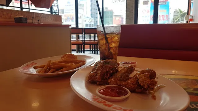 Popeyes Vòng Xoay Điện Biên Phủ