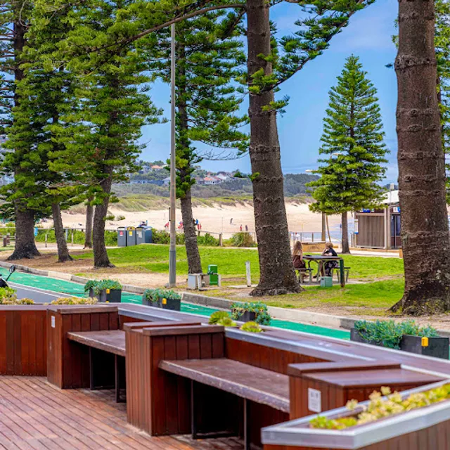 Sea View Cafe & Restaurant