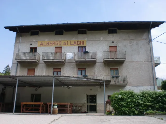 ALBERGO AI LAGHI