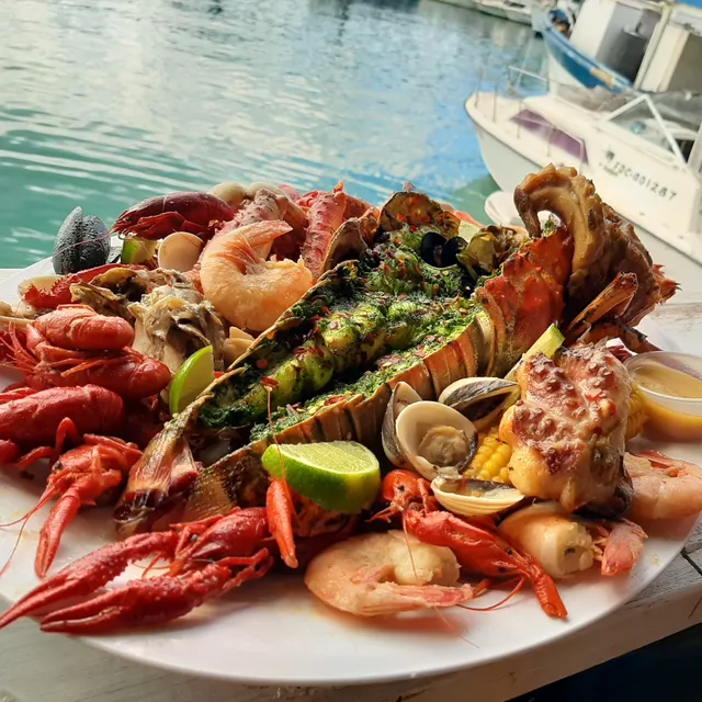 Da Bag Seafood & Wings