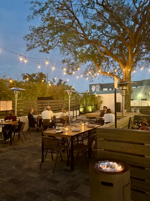 Pulpo Kitchen & Lounge