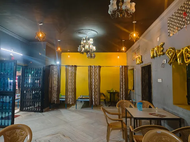 Jai Shree Karishna Hotel