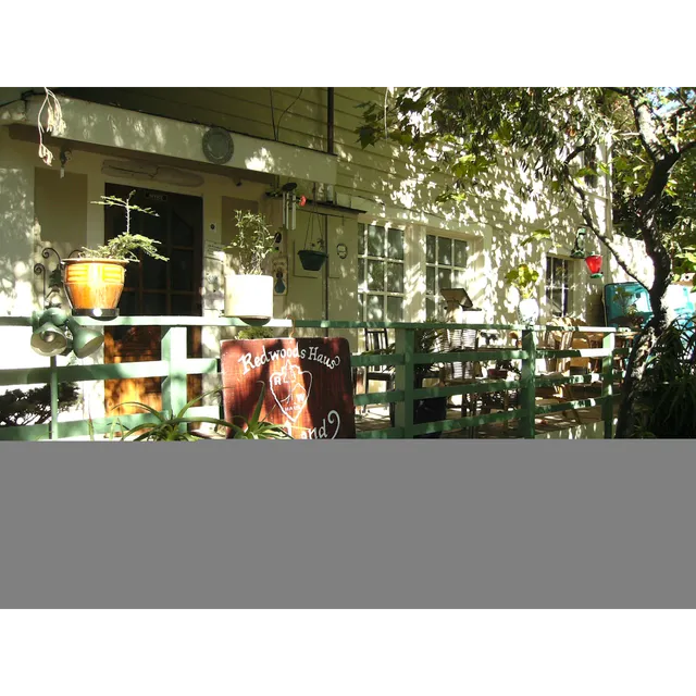 Redwoods Haus Inn