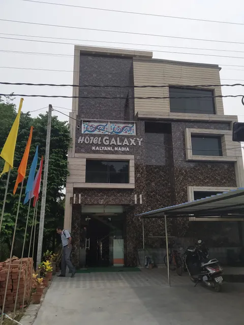 Super OYO Flagship Hotel Galaxy