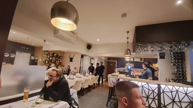 Avatar Dining Lutterworth