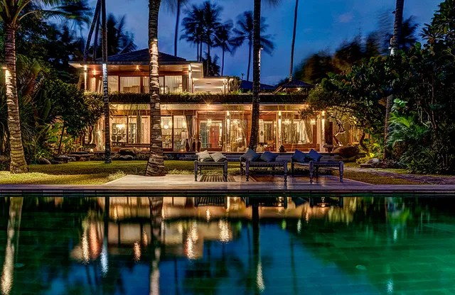 Villa Manis Beachfront