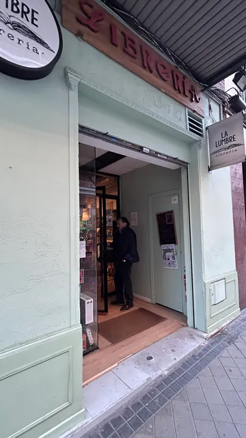 Librería La Lumbre