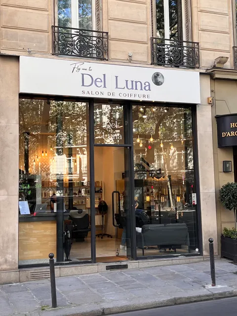 Del Luna Coiffure