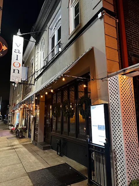 Avalon Bistro & Wine Bar