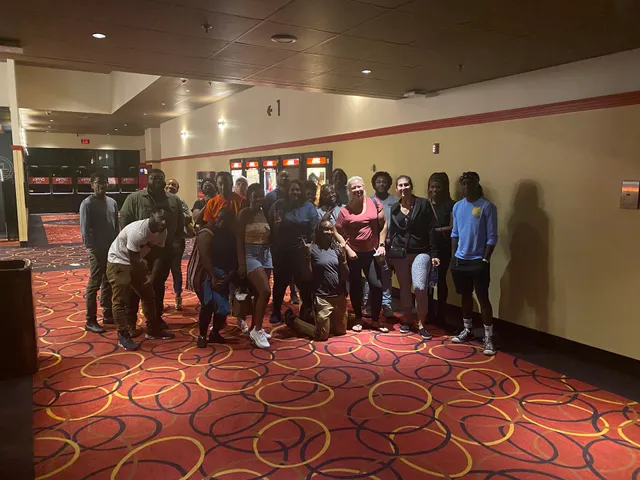 AMC Parkway Pointe 15