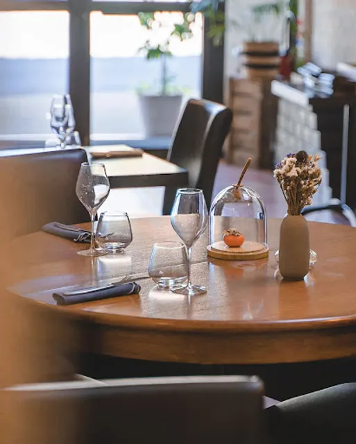 SouKa Bistrot des Vins - Restaurant Caviste Bar a Vins