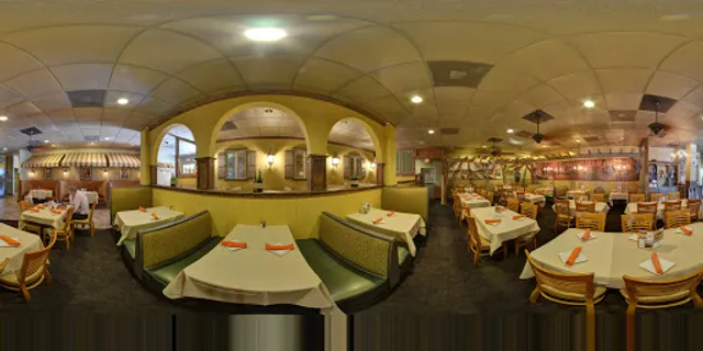 Vincenzo's Little Italy 🍕🇮🇹🍝