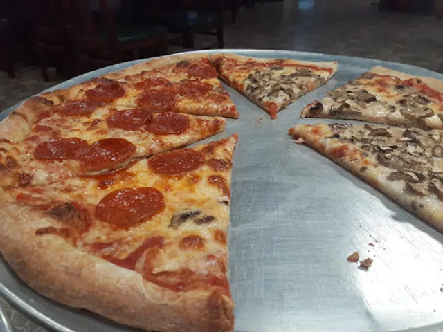 Sarno Restaurant & Pizzeria