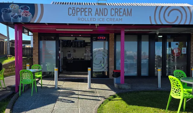 Copper and Cream Hamilton