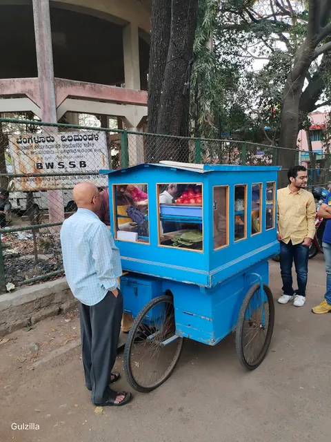 Kaka Pineapple Cart