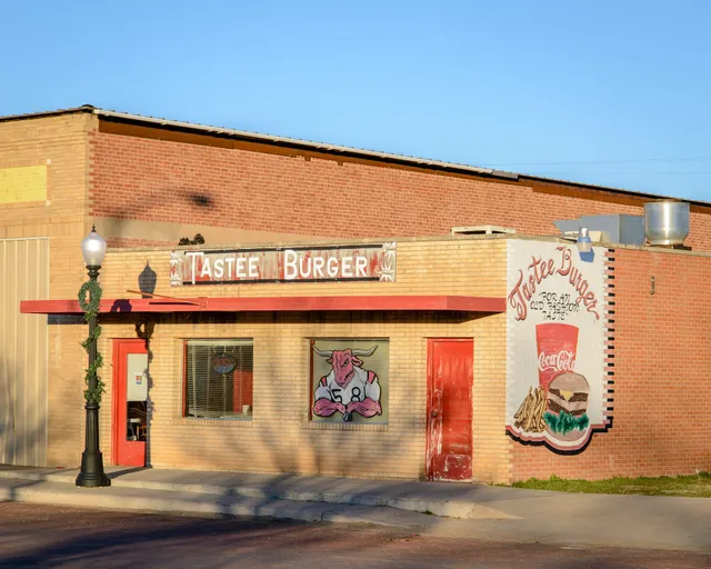 Tastee Burgers