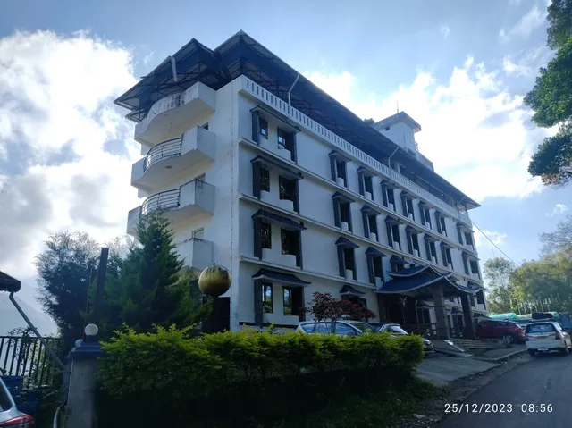 Blu Haze Resort &Spa