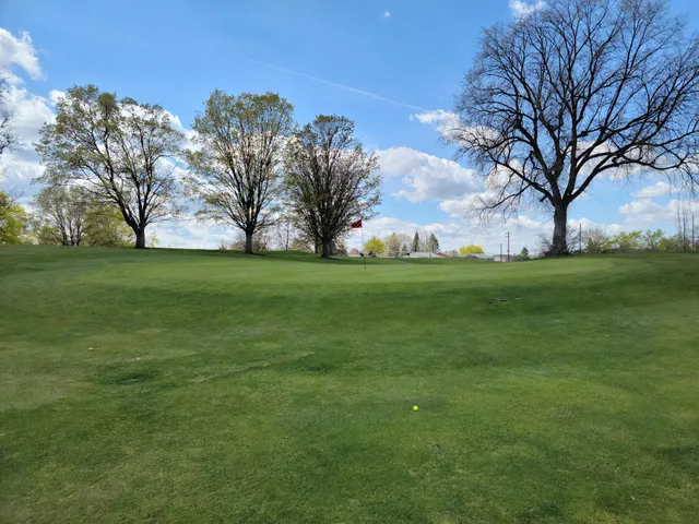 Esmeralda Golf Course