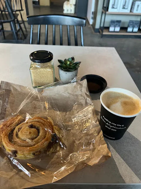 Saint Espresso - Hereeast Coffee Bar & Roastery