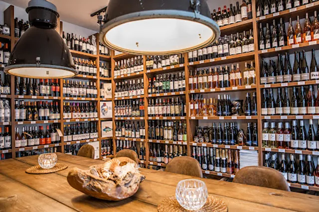 Cantina Tapas- und Weinbar