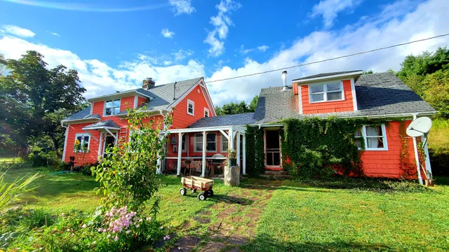 Blackbird Retreat and Tours