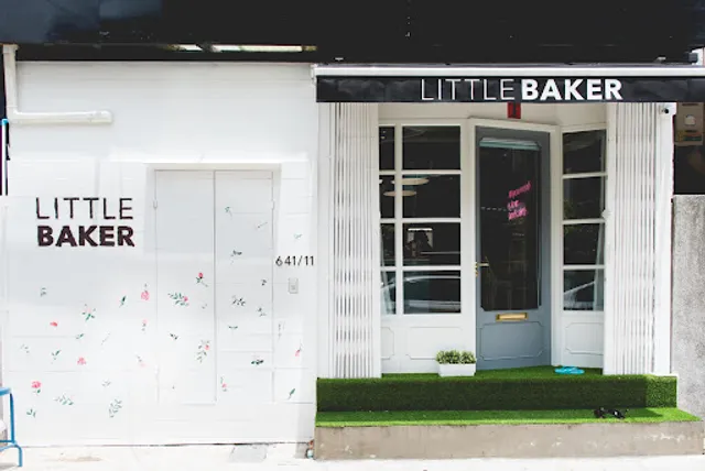 Little Baker Cafe and Studio