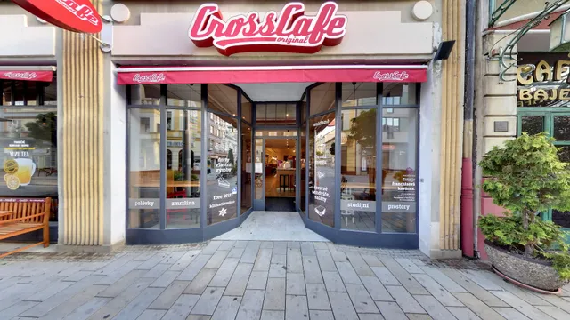 CrossCafe Třída Míru