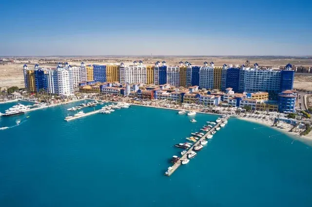 الساحل الشمالي العلمين الجديده بورتو مارينا