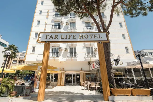 Far Life Hotel