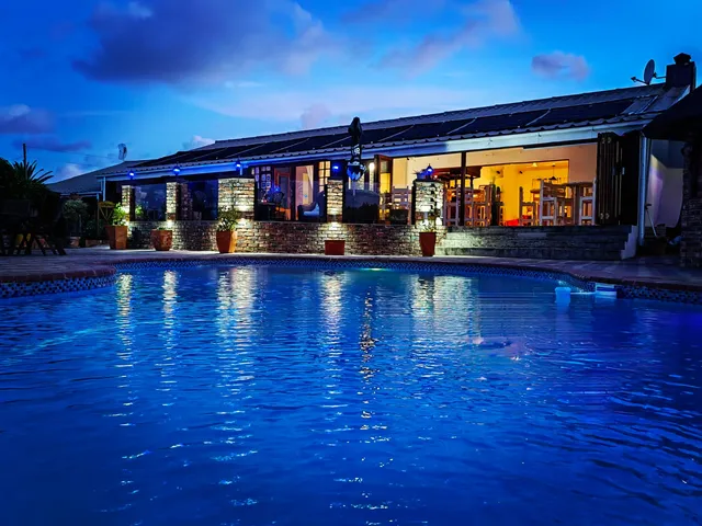 Aviators Paradise Guest House B&B