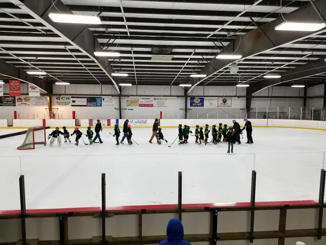 River Lakes Civic Arena