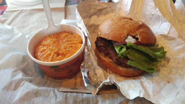 Tickle Pickle Restaurant