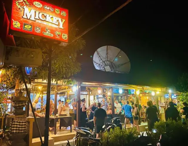 Mickeys Sports Bar & Restaurant