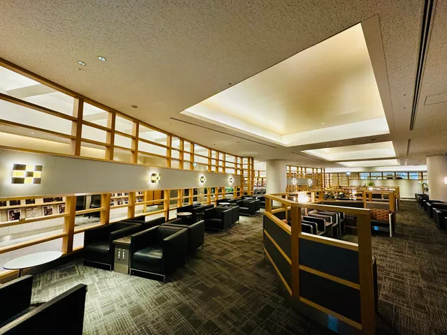 Cathay Pacific Lounge