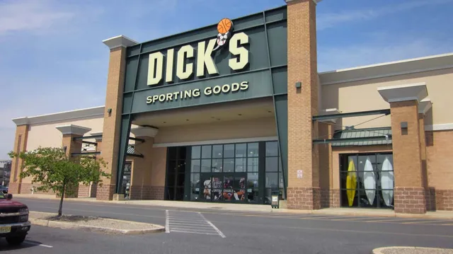DICK'S Sporting Goods