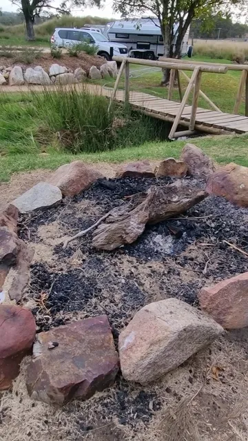 Crows Nest Tourist Park