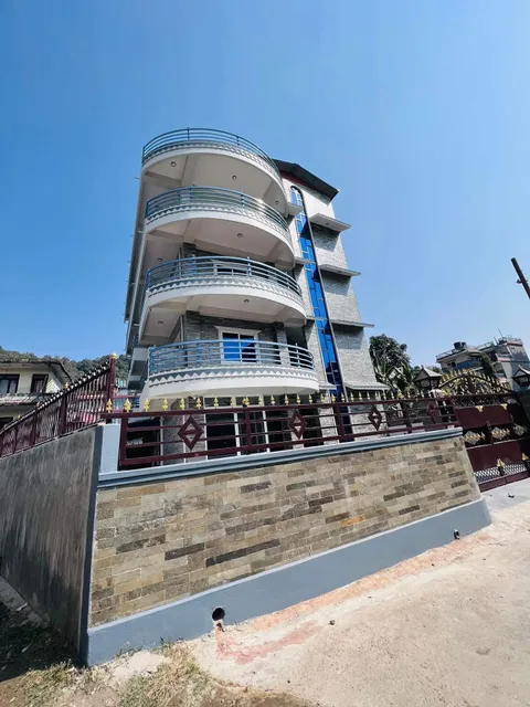 Hotel Pokhara Suites