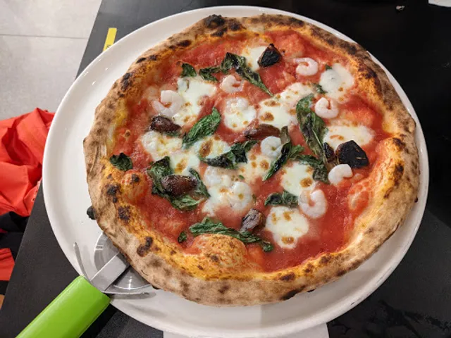 Plank Sourdough Pizza - Eng Kong Park