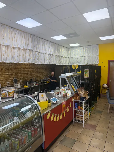 Sunshine & Pineapple