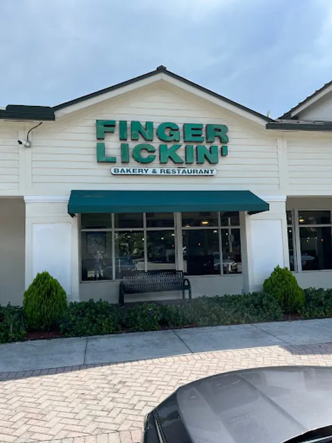 Finger Lickin Patties-Pastries