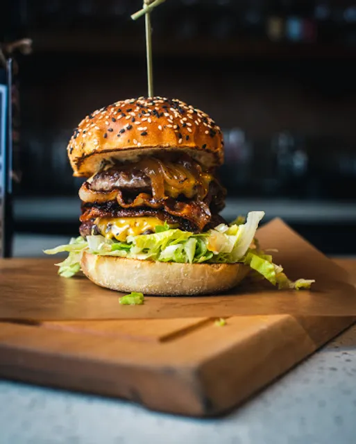 HAMBRGR St. Catharines