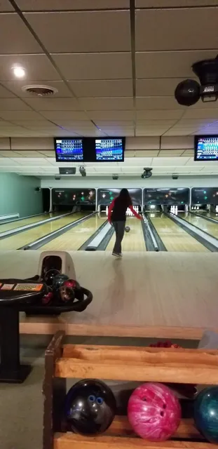 Riverside Hotel & Bowling Alley