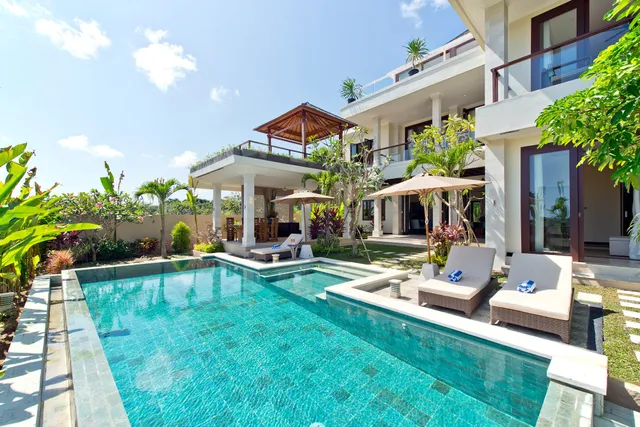 Casa de Balangan Beach