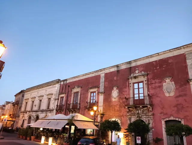 Milazzo: La porta delle eolie